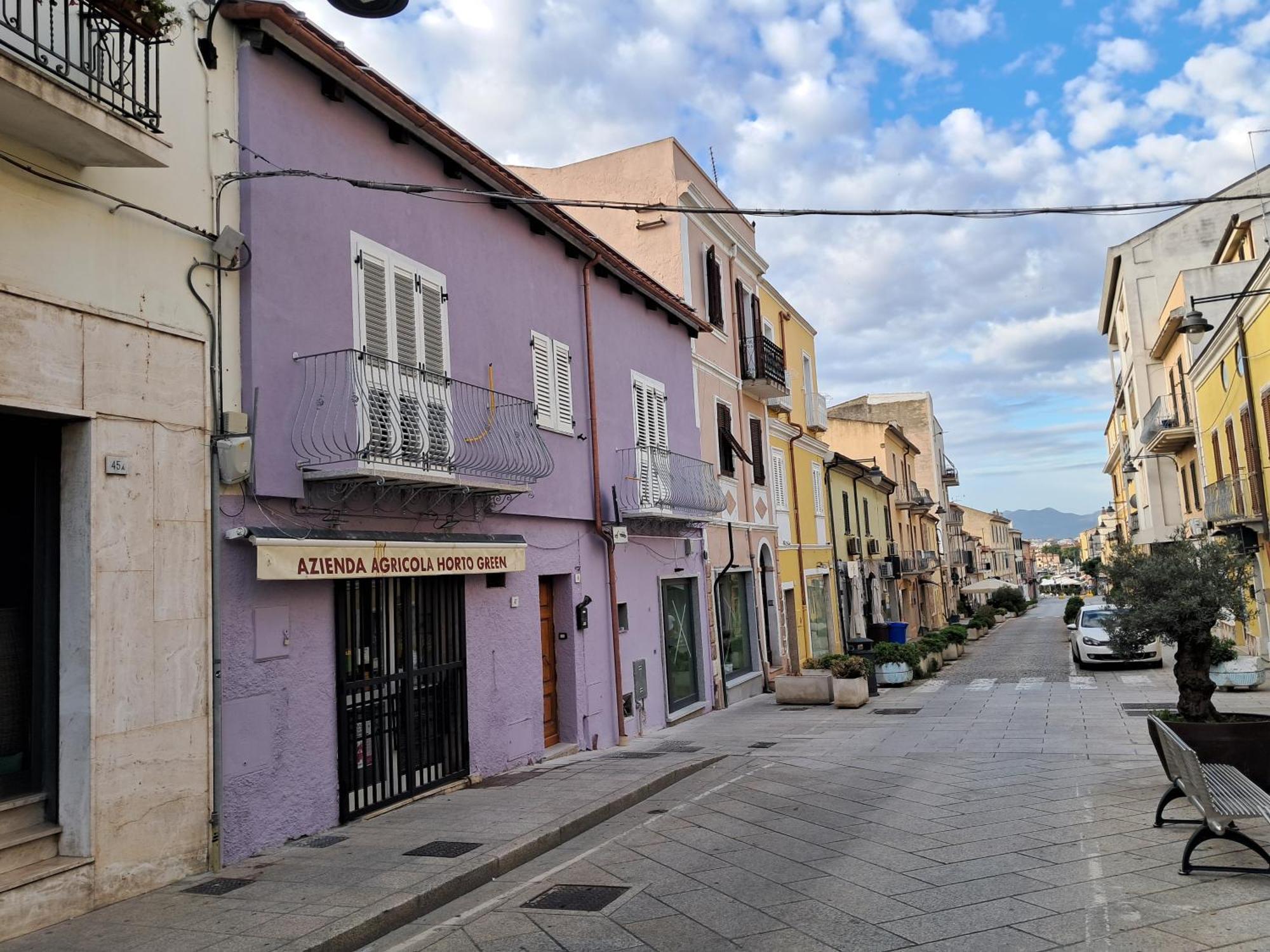 Olbia Center Regina Elena 49 King Apartman Kültér fotó